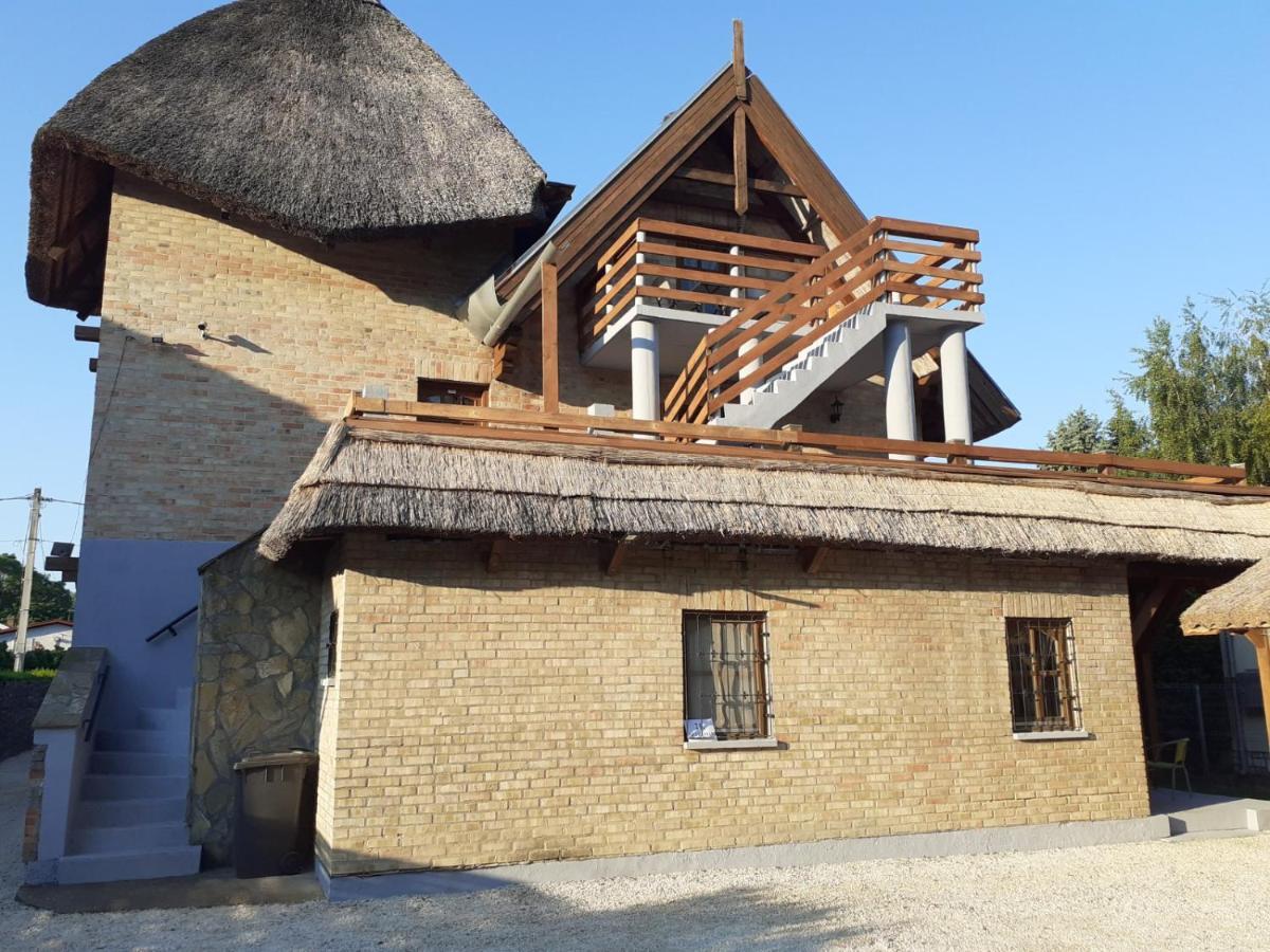 Lisztes Apartman  Zamárdi Exterior foto
